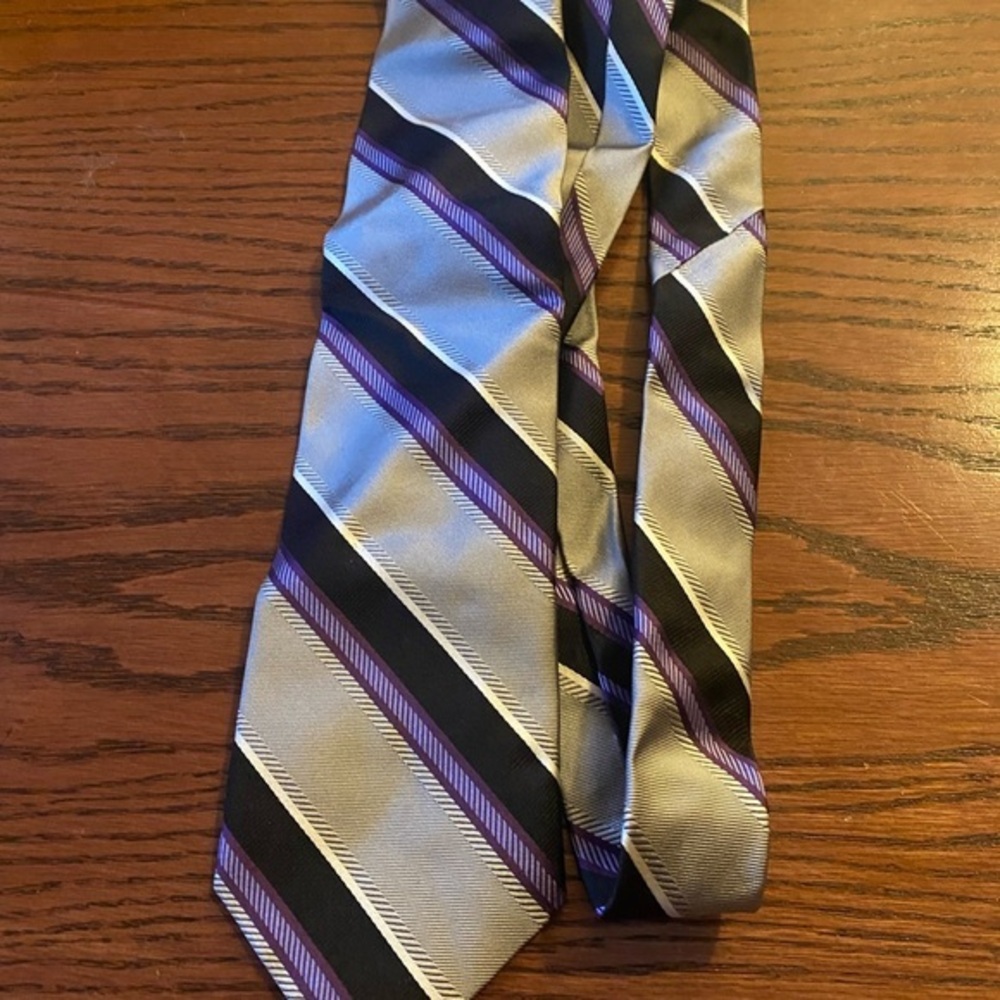 Wilkes Bashford Elegant Striped Tie in Black, Purple, and Silver